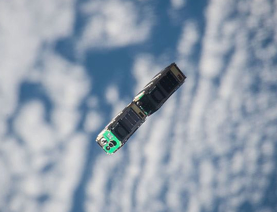 cubesat nanosat smallsat onboard high speed modem very high data rate txmission